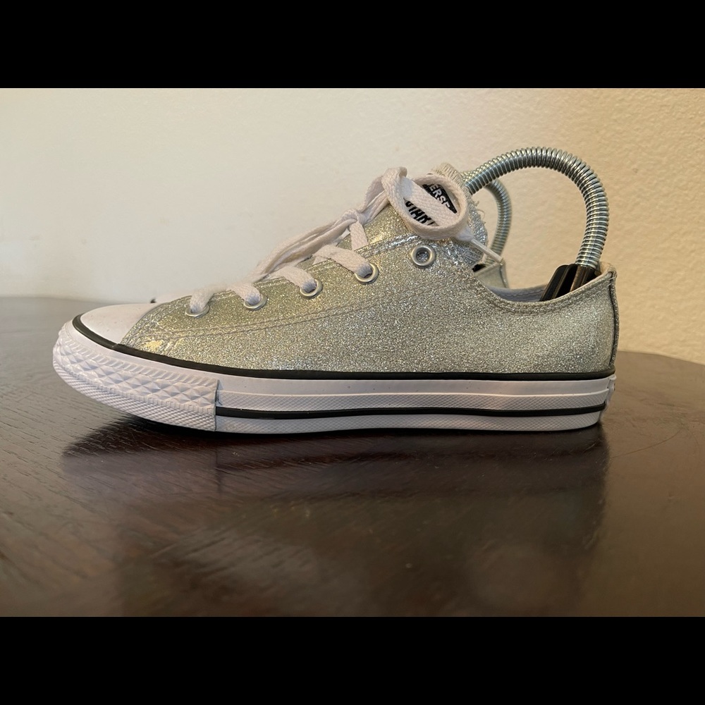 Converse Star Chuck Taylor 641727C Lace Up Silver Glitter Sneaker Juniors Sz 3
